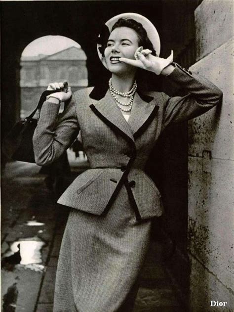 dior 1950s haute couture|dior's new look 1950.